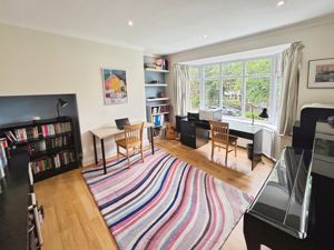 Dining Room - click for photo gallery
